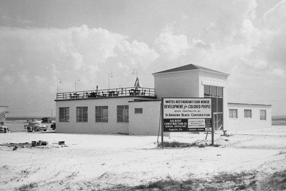 Dolphin Club & Motor Hotel Restaurant- Courtesy of the Jekyll Island Museum.jpg